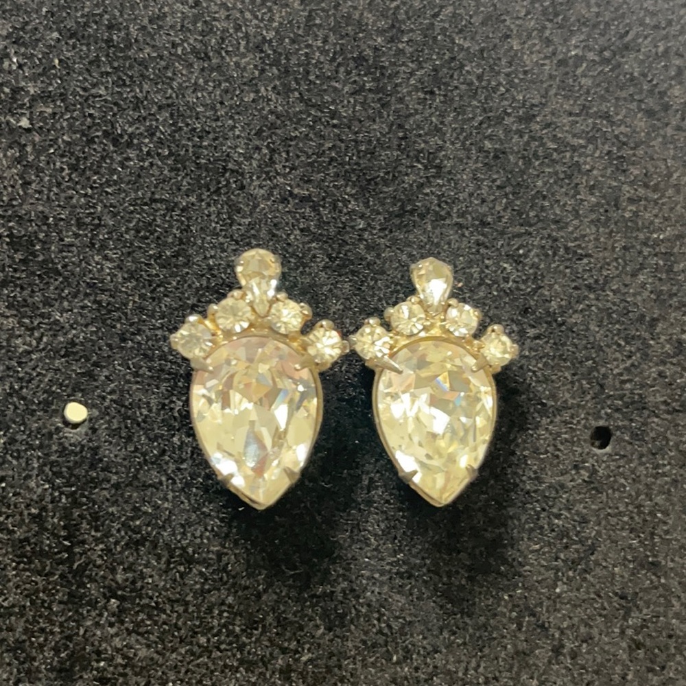 VTG Sparkle bling pear pierced CZ earrings